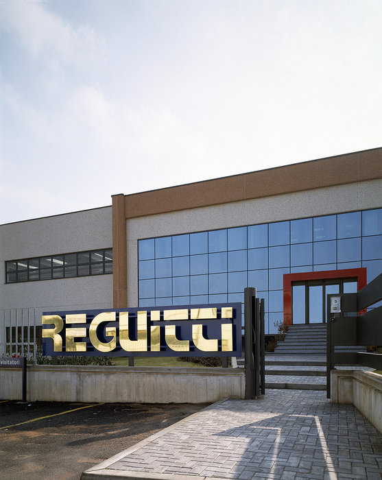 SchlegelGiesse se expande con la adquisición de Reguitti